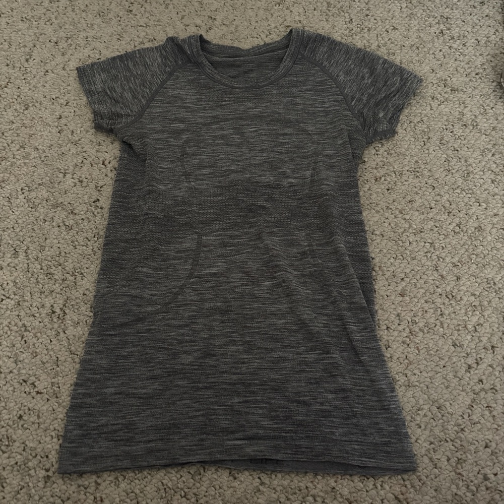 lululemon athletica Gray swiftly tech